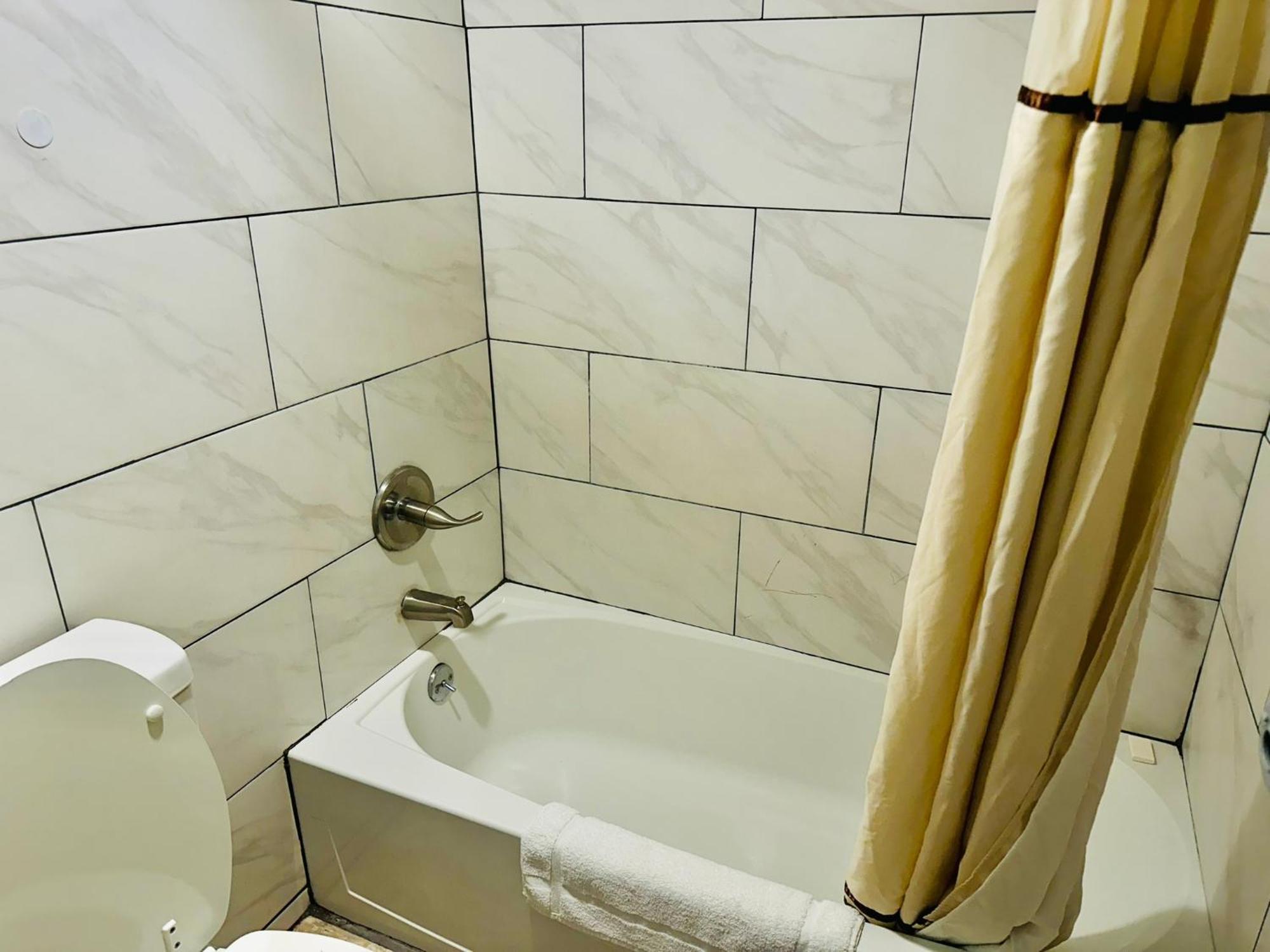 Travel Inn Bristol Near State Street Bagian luar foto